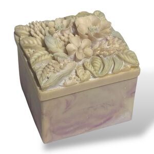 VINTAGE Floral Top Mini Small Trinket Jewelry Pill Box Miniature Carved Lid